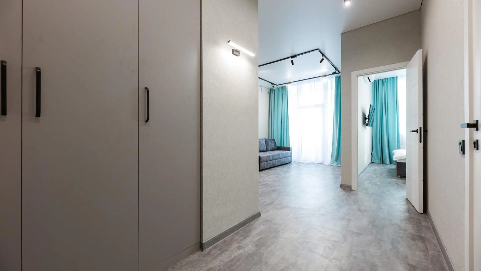 Nyvky Like Home - Manchattan City - Квартира 335 Kiew Aparthotel
