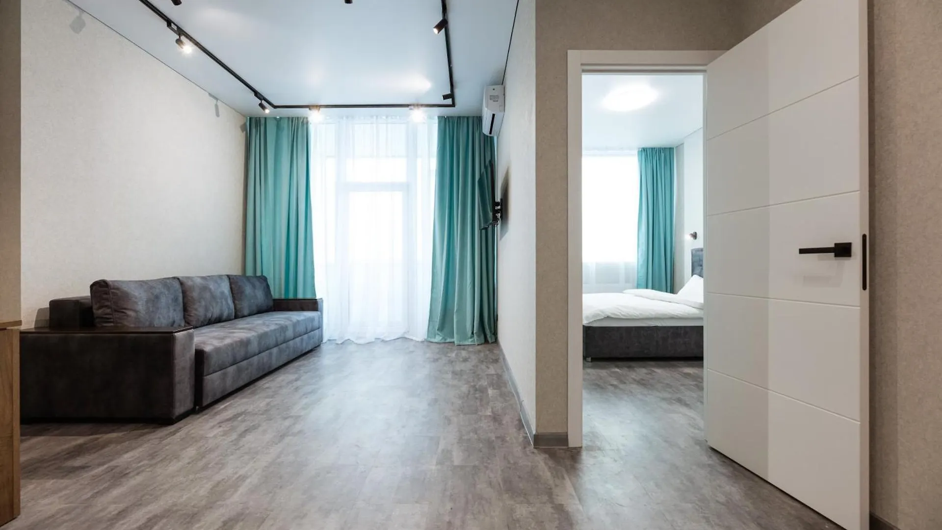 Nyvky Like Home - Manchattan City - Квартира 335 Kiew