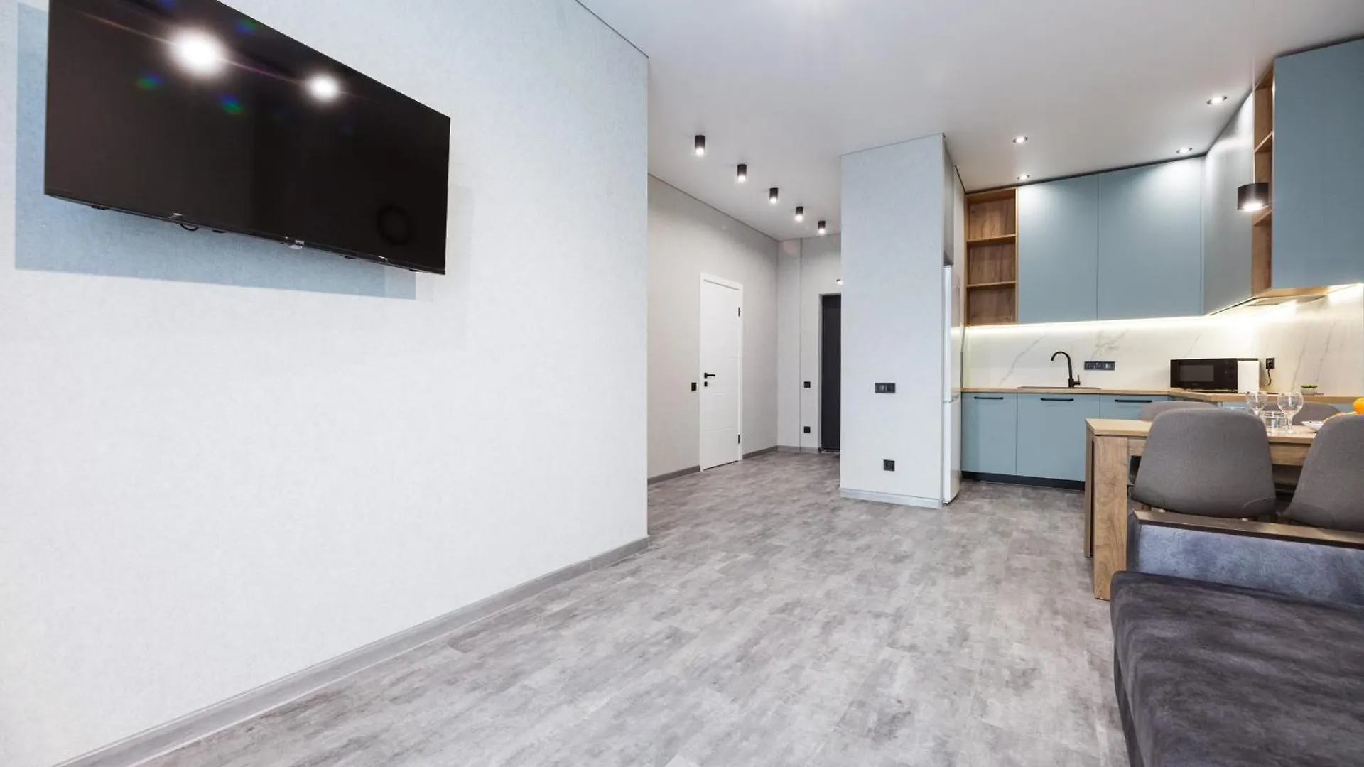 Nyvky Like Home - Manchattan City - Квартира 335 Kiew 0*,  Ukraine
