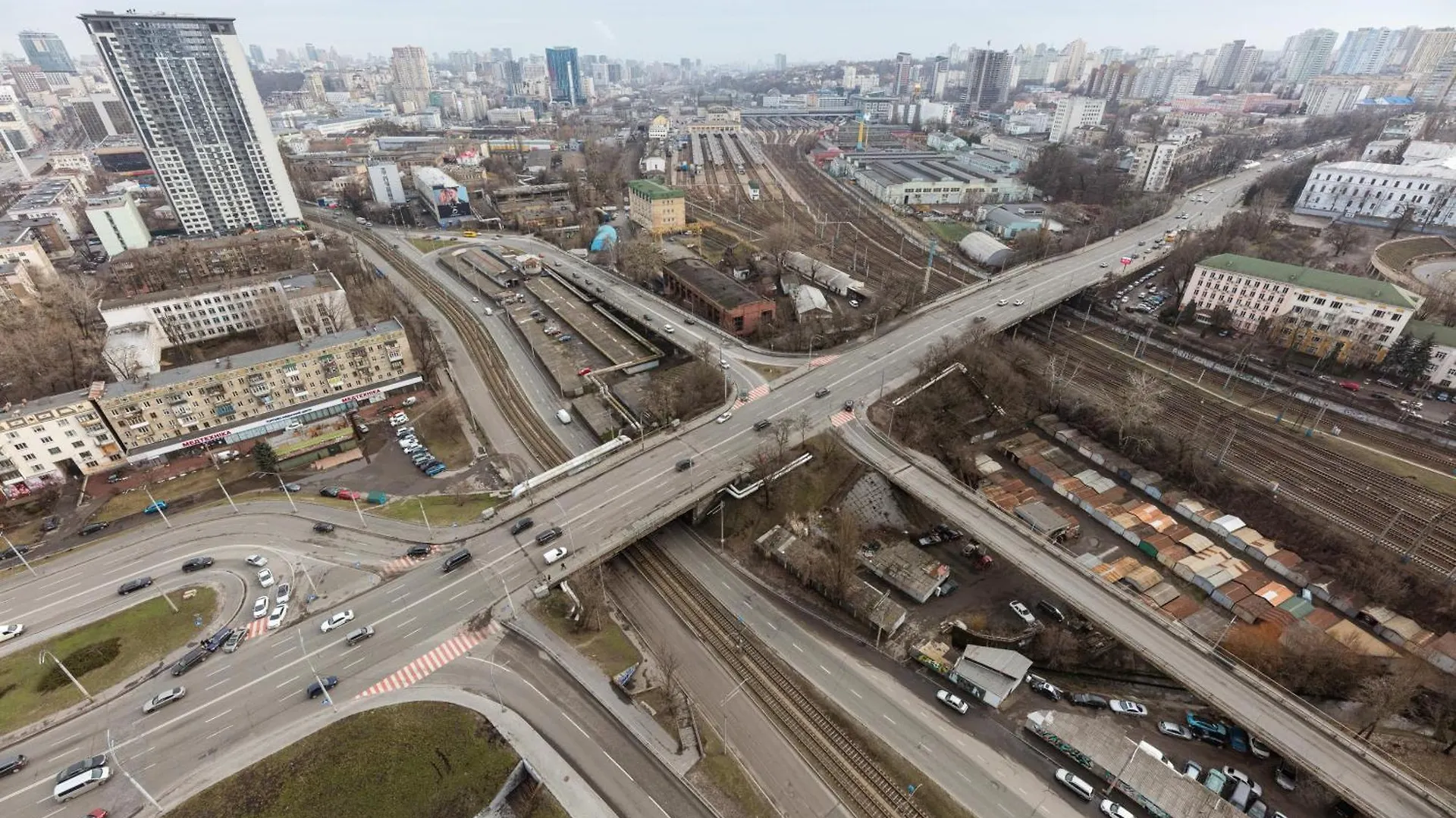 Nyvky Like Home - Manchattan City - Квартира 335 Kiew